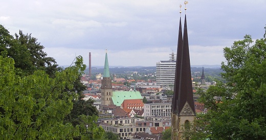 Das Bild zeigt eine Panoramaaufnahme von Bielefeld